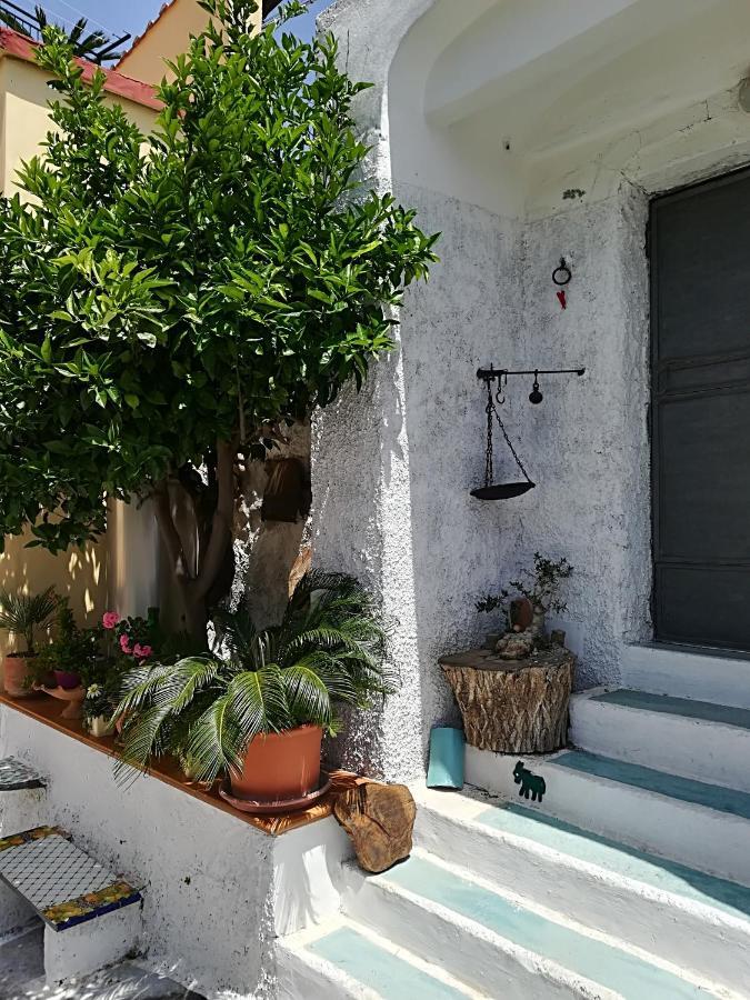 Il Covo Delle Civette Bed & Breakfast Vietri sul Mare Exterior photo