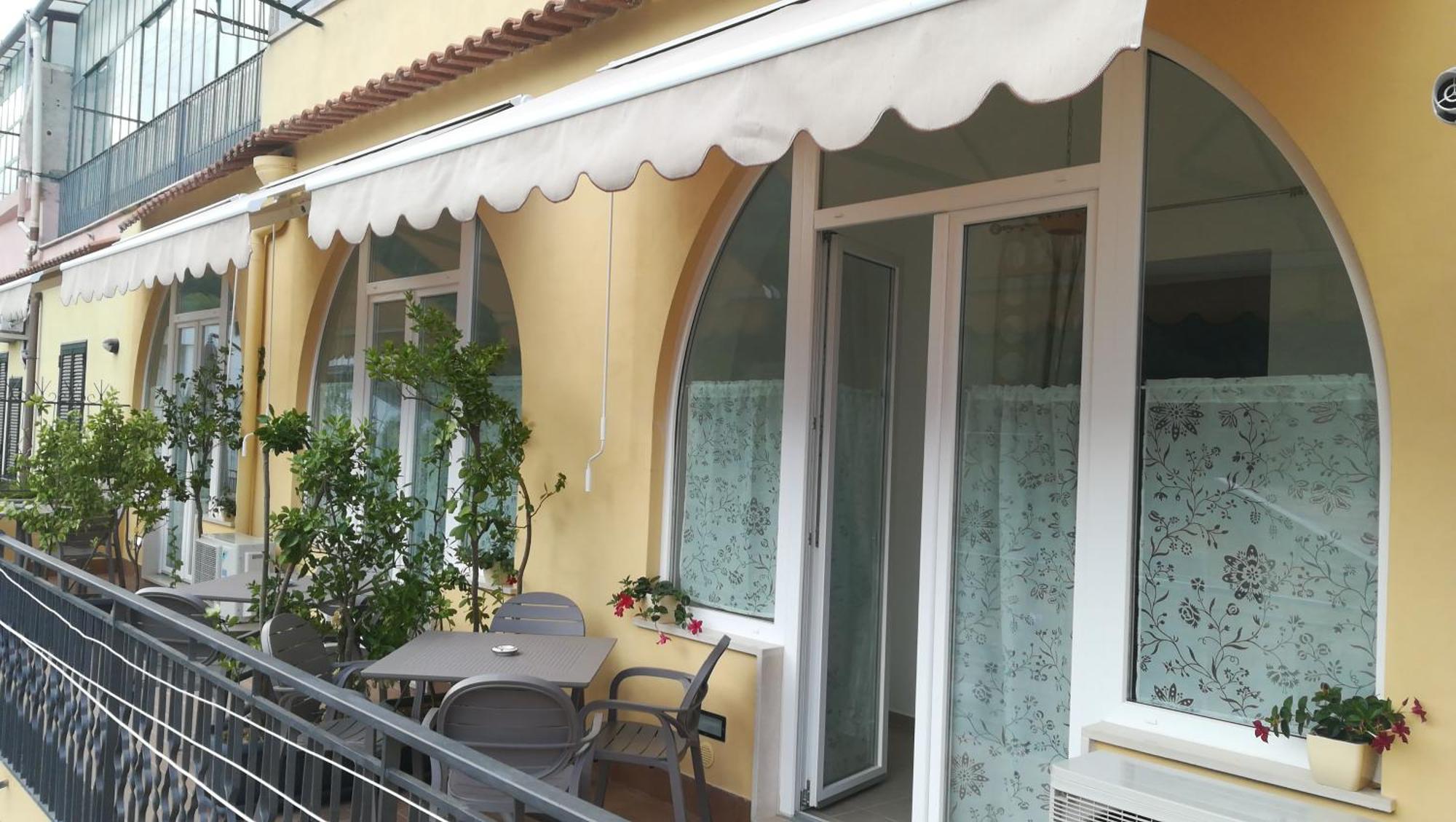 Il Covo Delle Civette Bed & Breakfast Vietri sul Mare Room photo